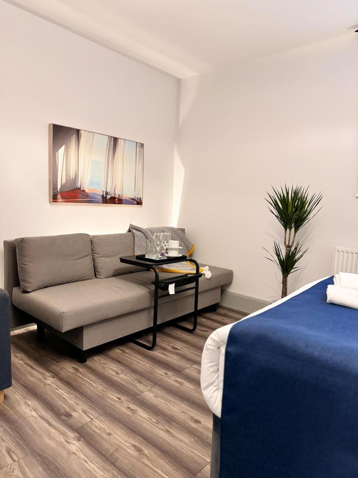 Camden Luxury Studio Flats And En-Suit Rooms London Exterior photo