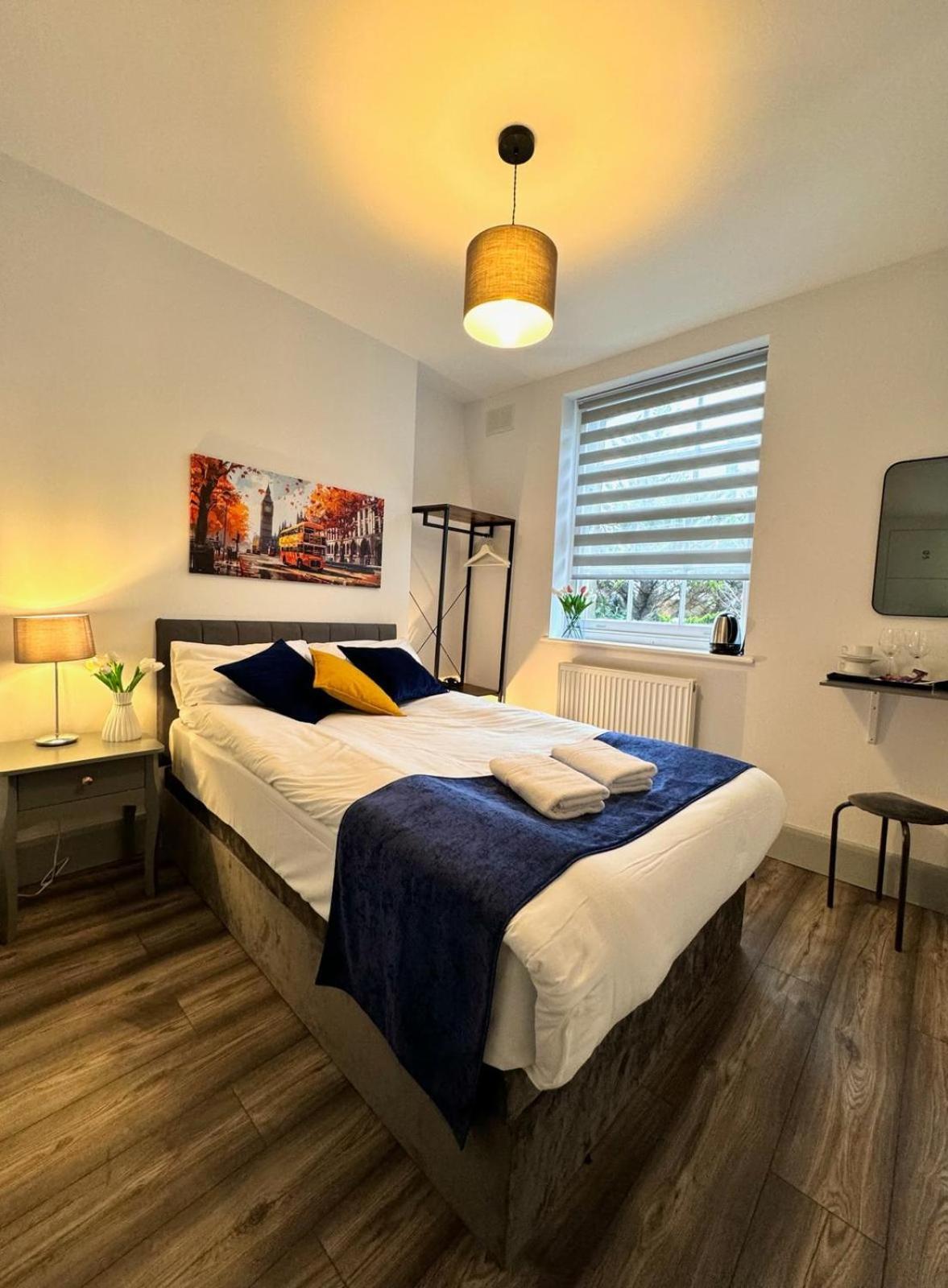 Camden Luxury Studio Flats And En-Suit Rooms London Exterior photo