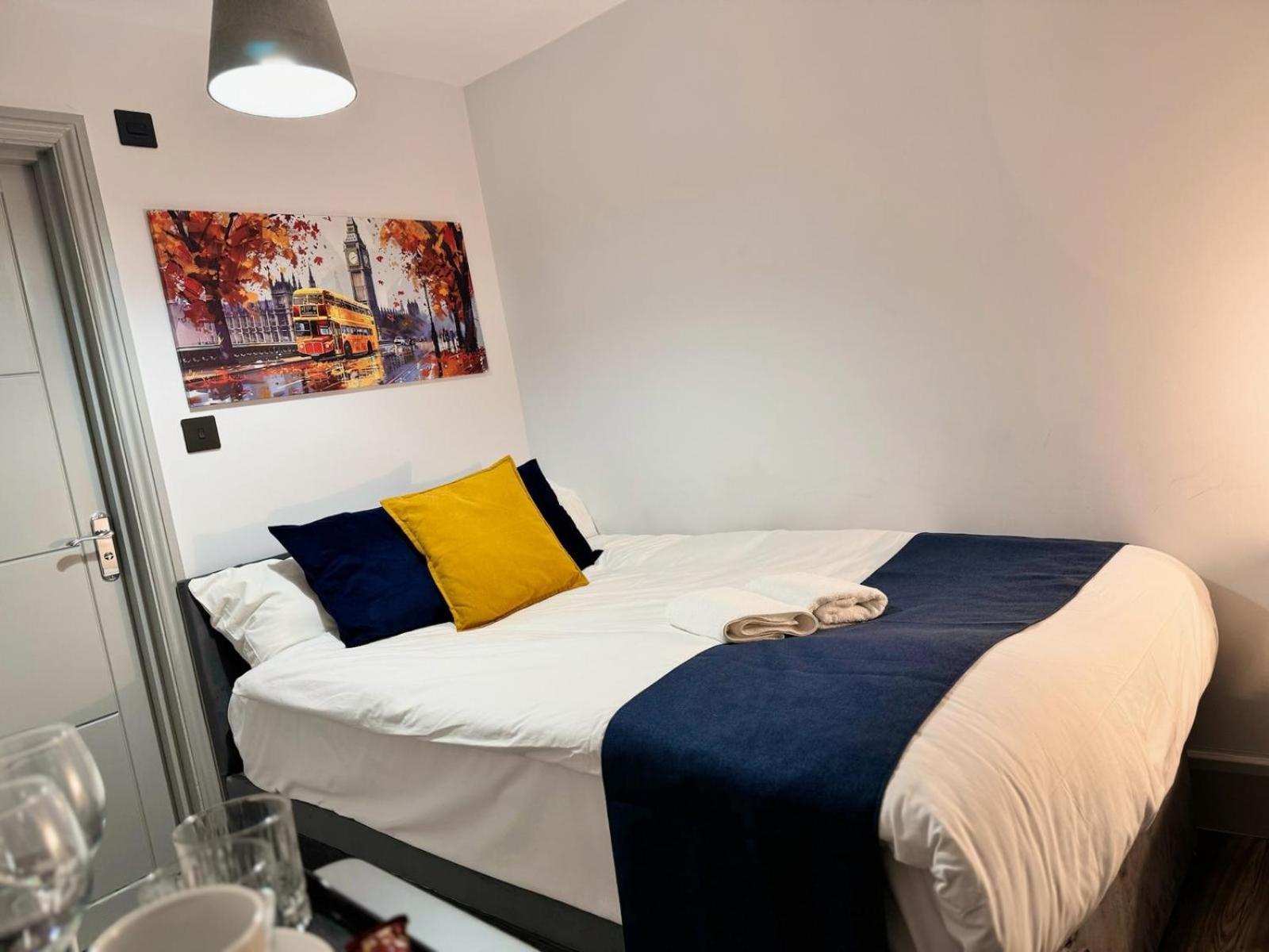 Camden Luxury Studio Flats And En-Suit Rooms London Exterior photo