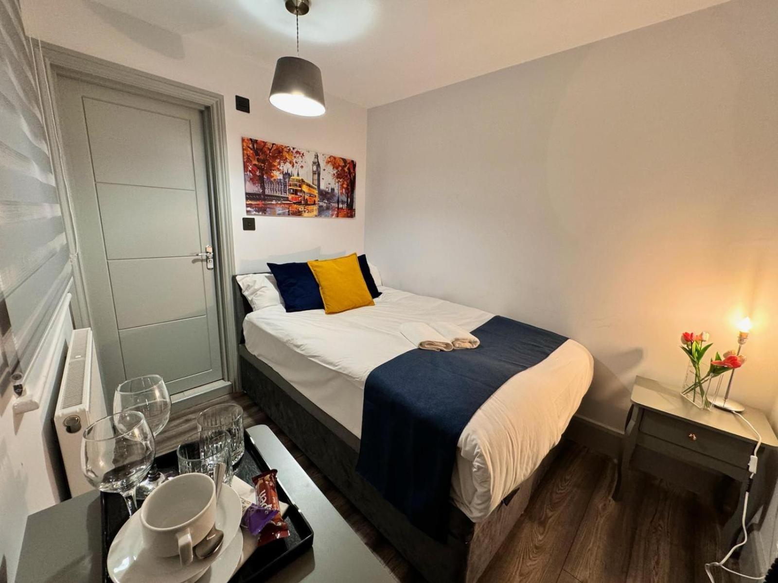Camden Luxury Studio Flats And En-Suit Rooms London Exterior photo